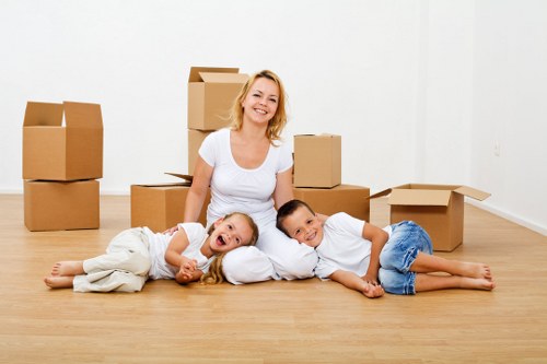 Flexible self storage space in South Norwood for household items